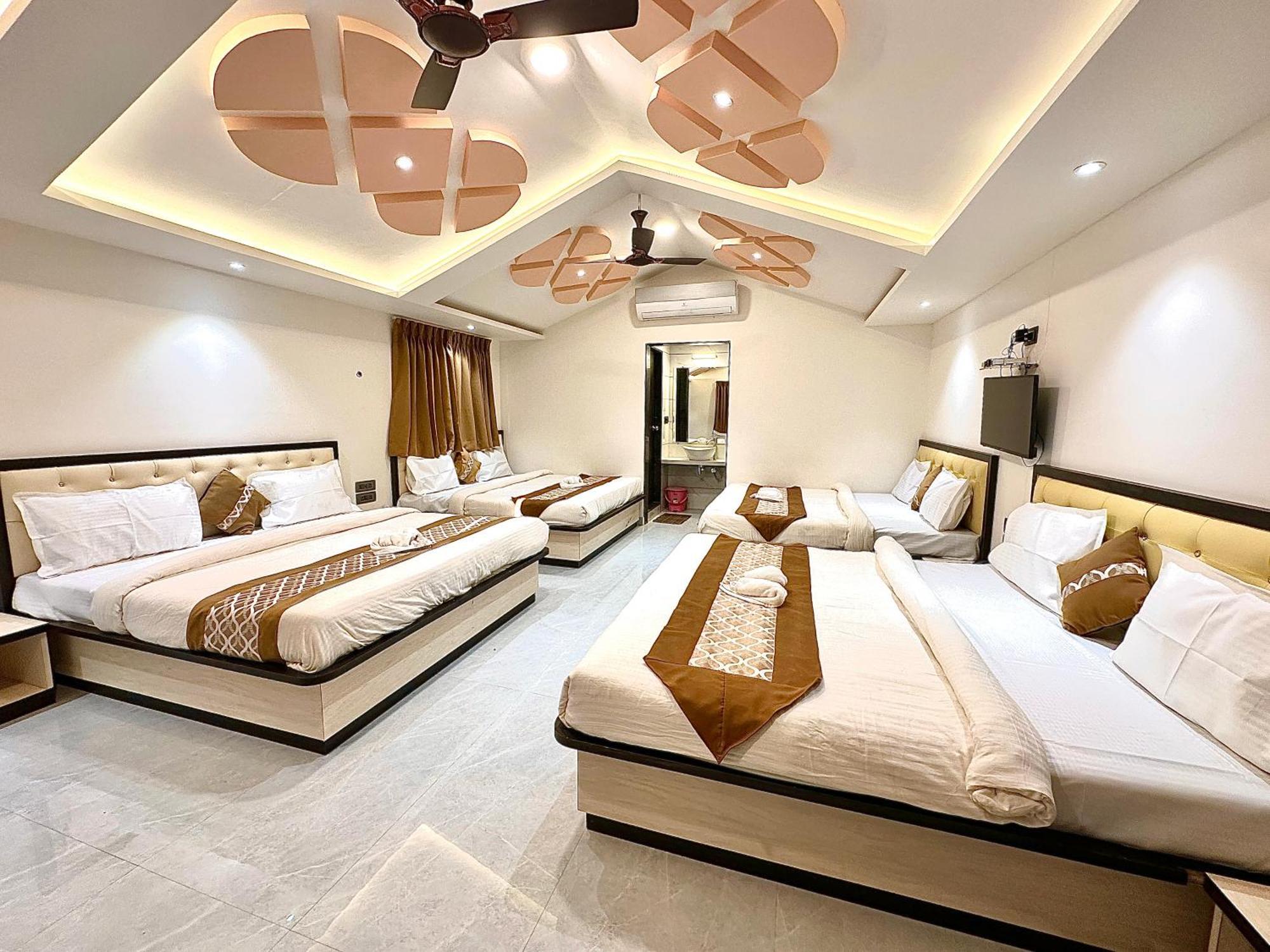 Hollywood Palace Resort Panchgani Extérieur photo